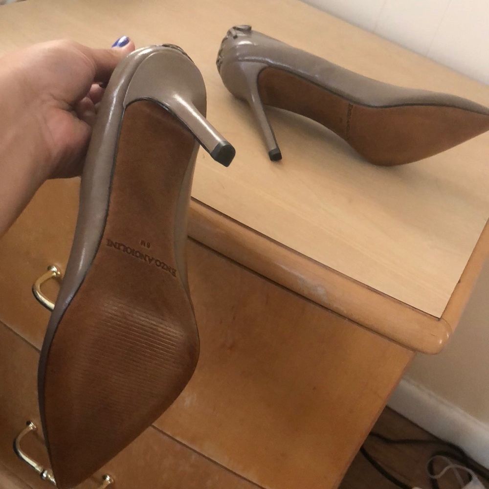 Pumps - Picture 4 of 4